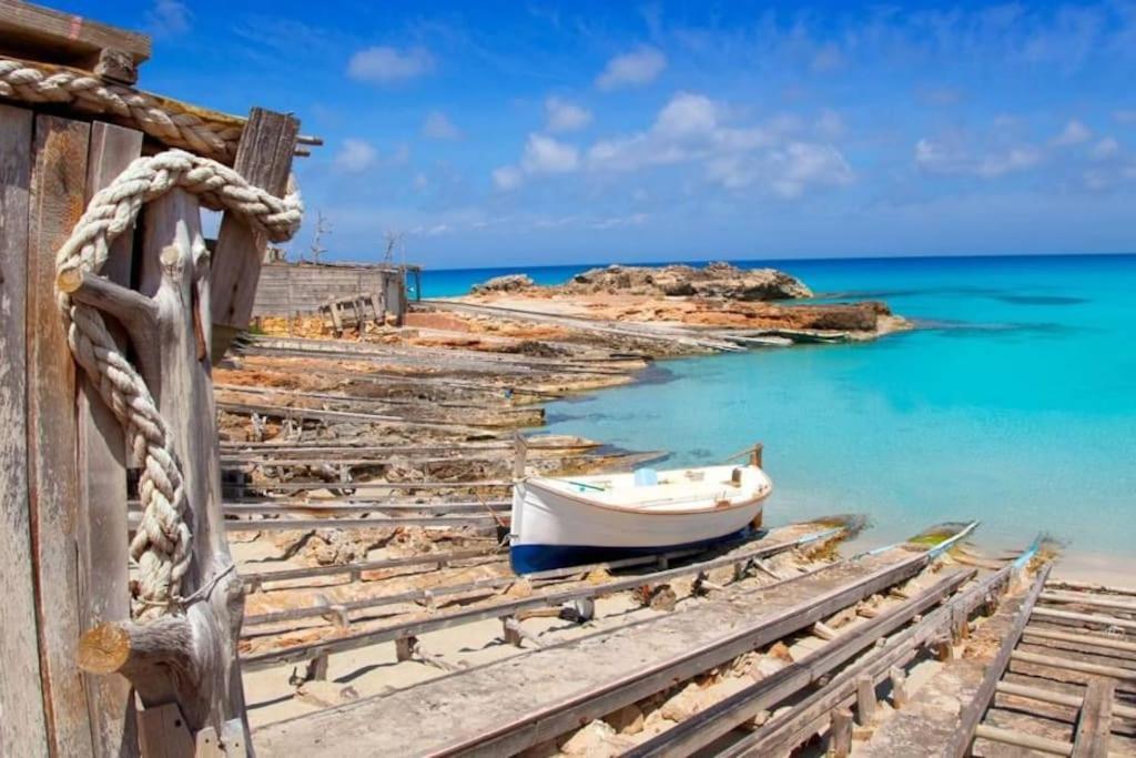 Villa Skiba Es Calo  Dış mekan fotoğraf